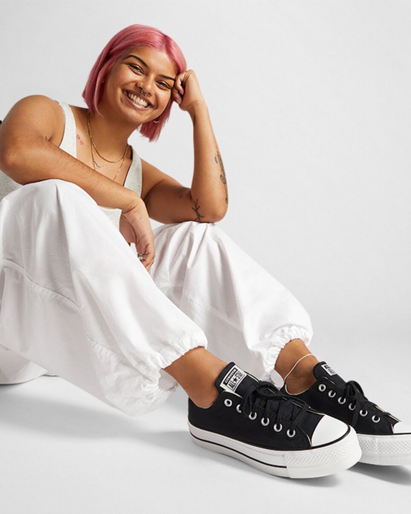 Converse Chuck Taylor All Star Lift Platform Svarta Vita Vita | 032LNUBIO