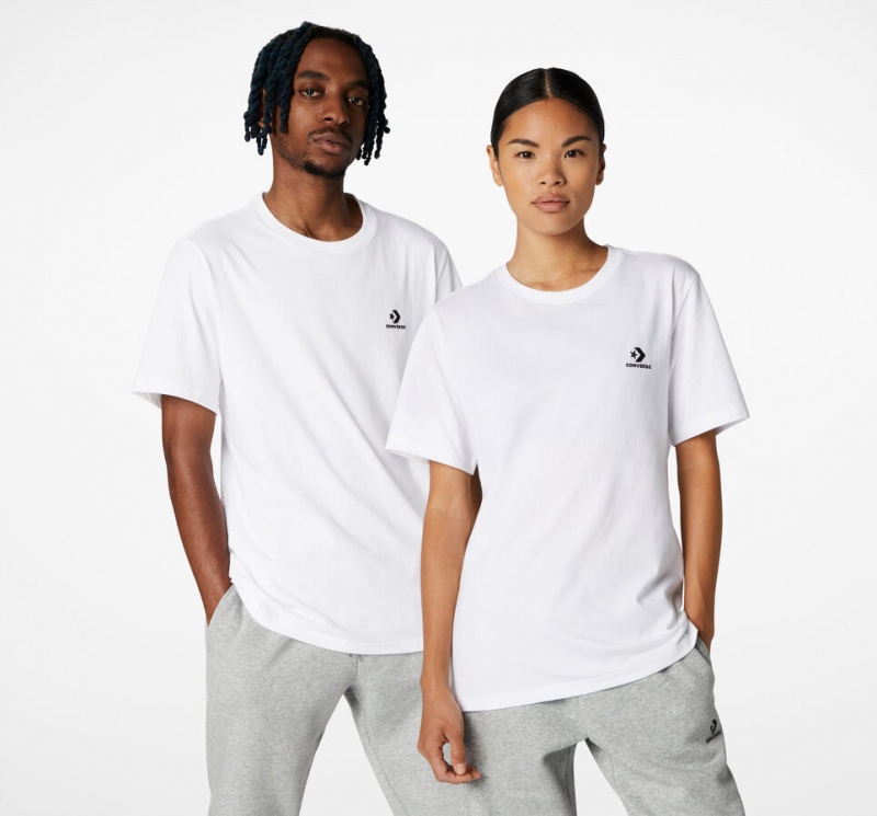 Converse Converse Go-To Embroidered Star Chevron Standard-Fit T-Shirt Vita | 738JWLUVF