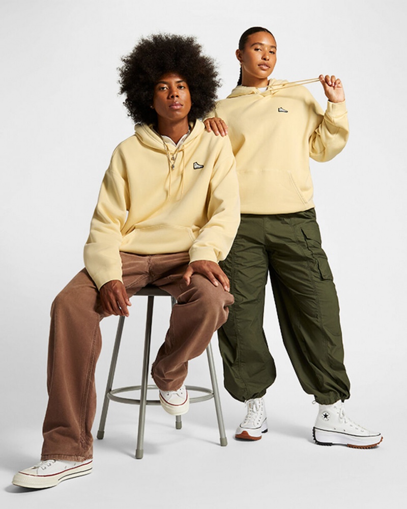 Converse Converse Go-To Sneaker Patch Loose-Fit Pullover Hoodie Open Sesame | 379MQZFLN