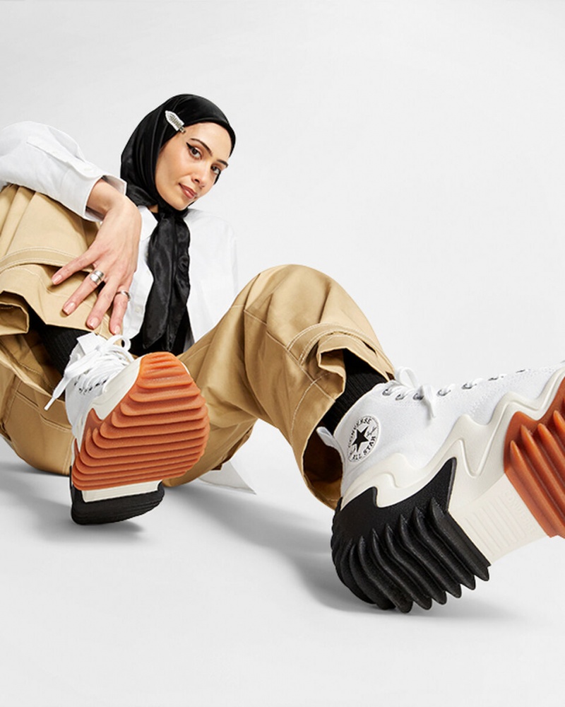 Converse Run Star Motion CX Platform Vita Svarta | 529IJUTDP